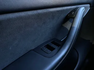 2022 Tesla Model Y - image 23