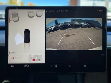 2022 Tesla Model Y - image 21