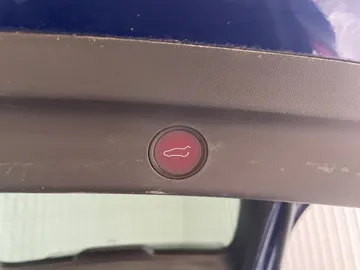 2022 Tesla Model Y - image 18