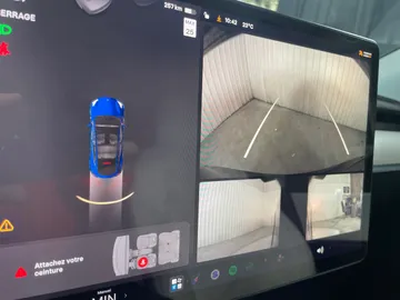 2022 Tesla Model Y - image 21