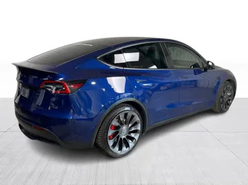 2022 Tesla Model Y - image 14