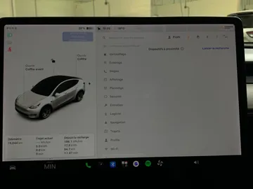 2022 Tesla Model Y - image 30