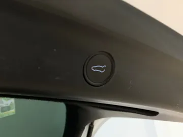 2022 Tesla Model Y - image 20
