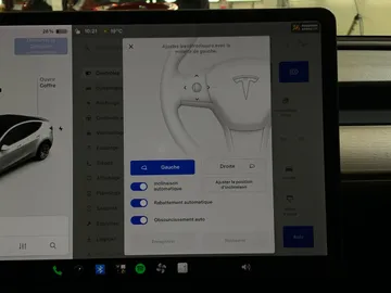 2022 Tesla Model Y - image 26