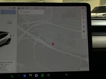 2022 Tesla Model Y - image 22