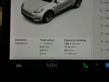 2022 Tesla Model Y - image 15
