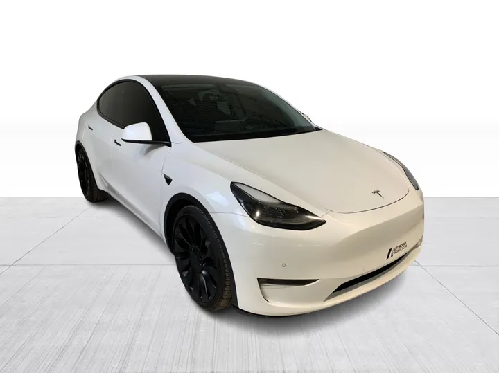 Tesla Model Y 2022 à vendre - photo 1