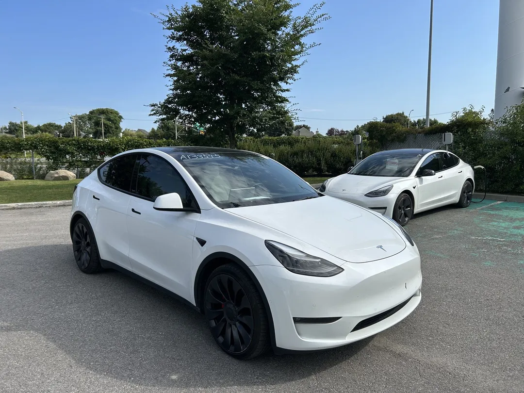 Tesla Model Y 2023 à vendre - photo 1