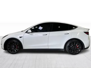 2023 Tesla Model Y - image 10