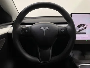 2023 Tesla Model Y - image 20