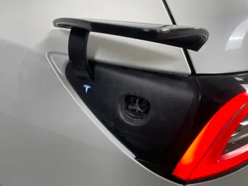 2022 Tesla Model Y - image 20