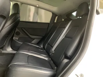 2022 Tesla Model Y - image 14