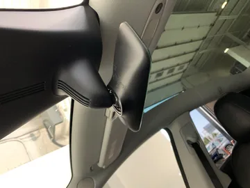2022 Tesla Model Y - image 16