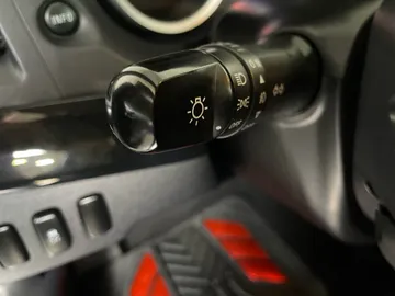 2017 Mitsubishi Lancer - image 19