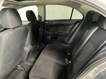 2017 Mitsubishi Lancer - image 15