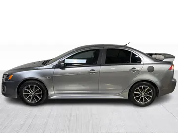 2017 Mitsubishi Lancer - image 10