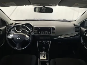 2016 Mitsubishi Lancer - image 13