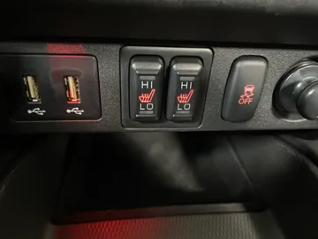 2025 Mitsubishi RVR - image 21