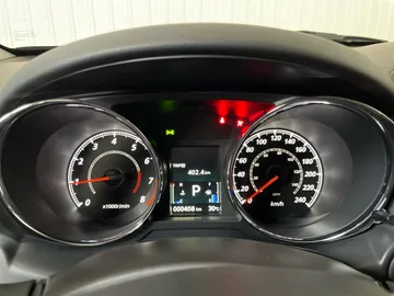 2025 Mitsubishi RVR - image 14