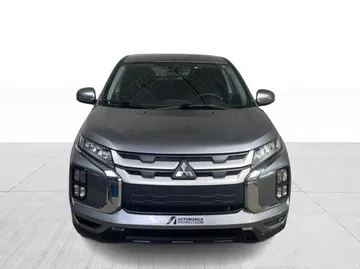 2022 Mitsubishi RVR - image 7