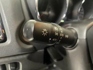 2022 Mitsubishi RVR - image 17
