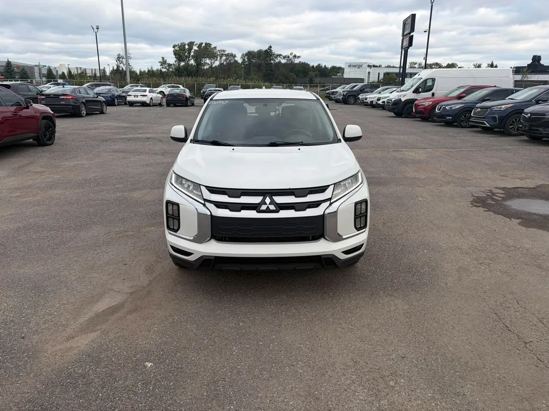 2020 Mitsubishi RVR ES, photo 2