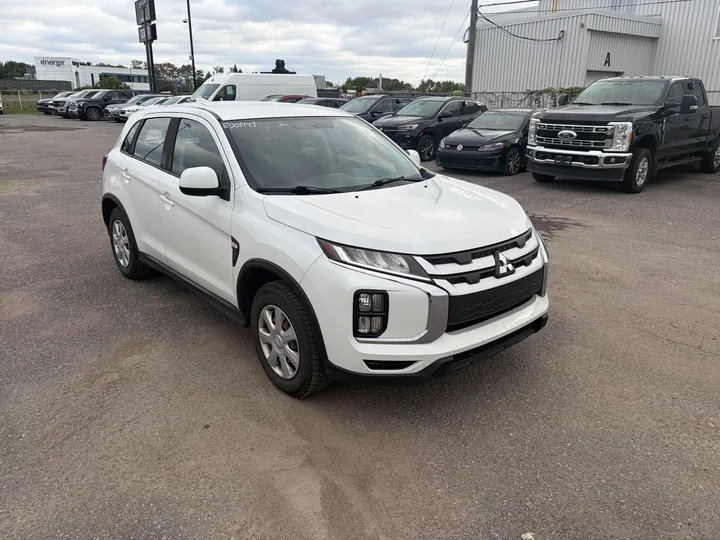 2020 Mitsubishi RVR