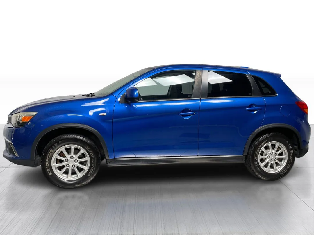 2017 Mitsubishi RVR — photo 8