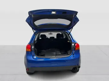 2017 Mitsubishi RVR - image 12
