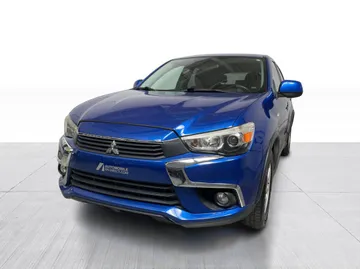 2017 Mitsubishi RVR - image 8