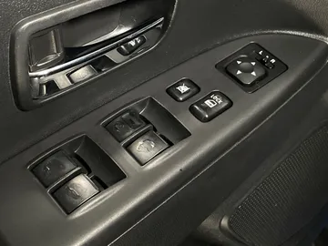 2017 Mitsubishi RVR - image 18