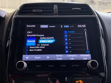 2020 Mitsubishi RVR - image 7