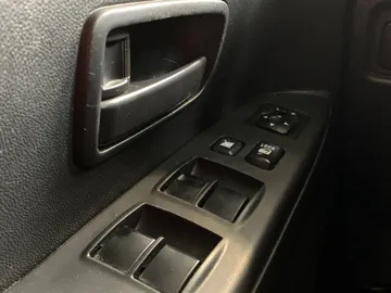 2020 Mitsubishi RVR - image 22