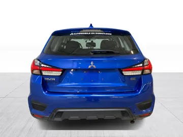 2020 Mitsubishi RVR - image 12