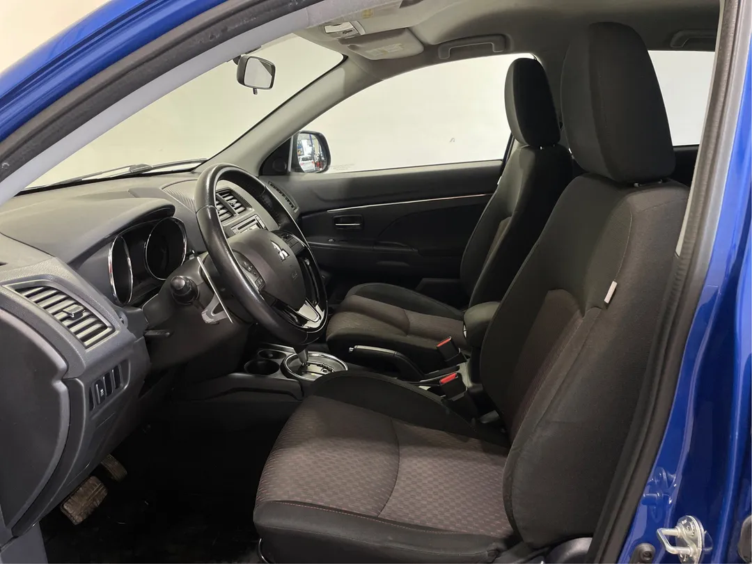 2017 Mitsubishi RVR — photo 3