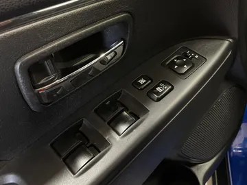 2017 Mitsubishi RVR - image 19
