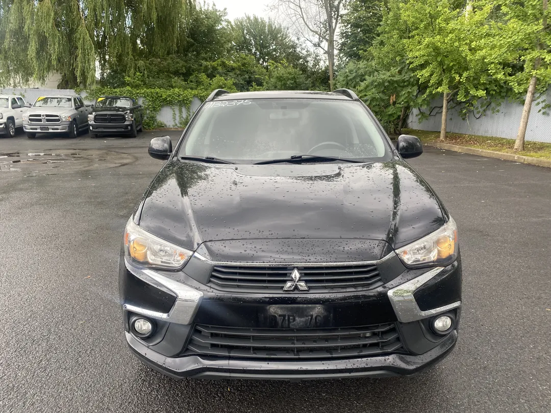 2017 Mitsubishi RVR — photo 2