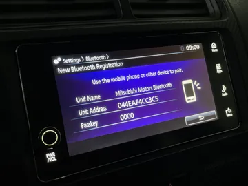 2019 Mitsubishi RVR - image 24