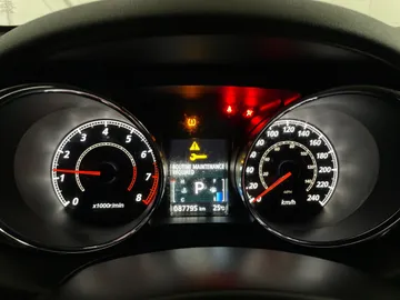 2019 Mitsubishi RVR - image 16