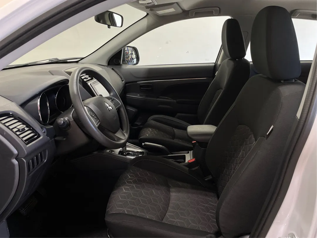 2024 Mitsubishi RVR for sale - photo 3