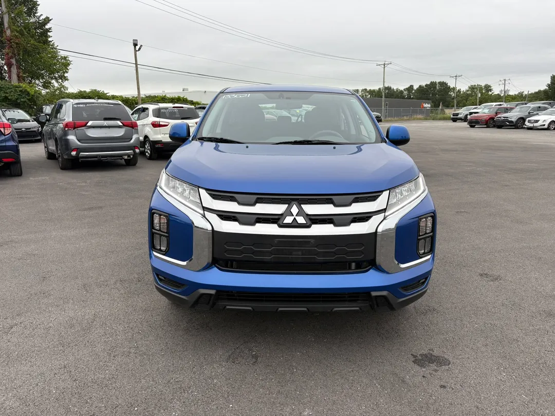 2024 Mitsubishi RVR for sale - photo 2