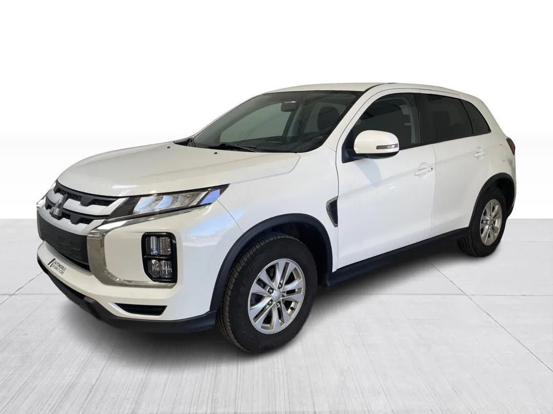 2021 Mitsubishi RVR SE, photo 3