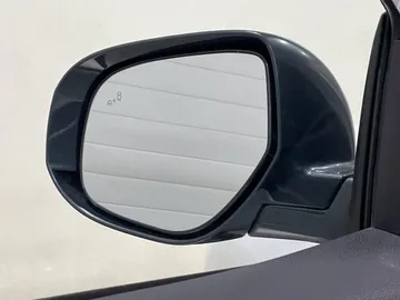2023 Mitsubishi RVR - image 17