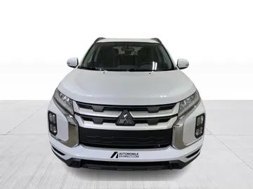 2023 Mitsubishi RVR - image 8