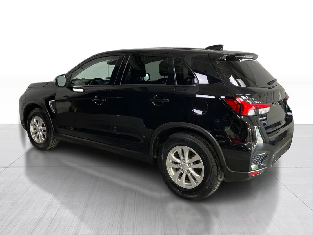 2022 Mitsubishi RVR — photo 5