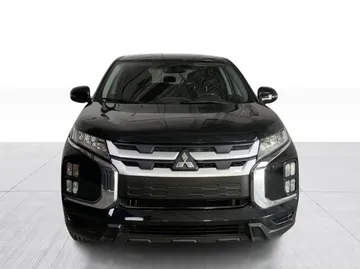 2022 Mitsubishi RVR - image 2