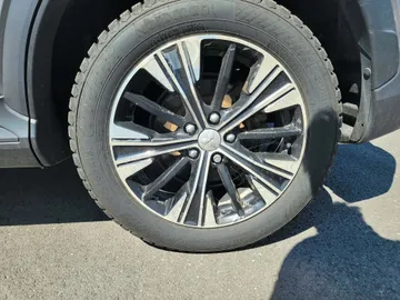 2020 Mitsubishi Eclipse Cross - image 9