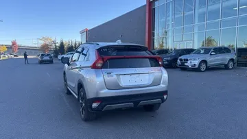 2019 Mitsubishi Eclipse Cross - image 4