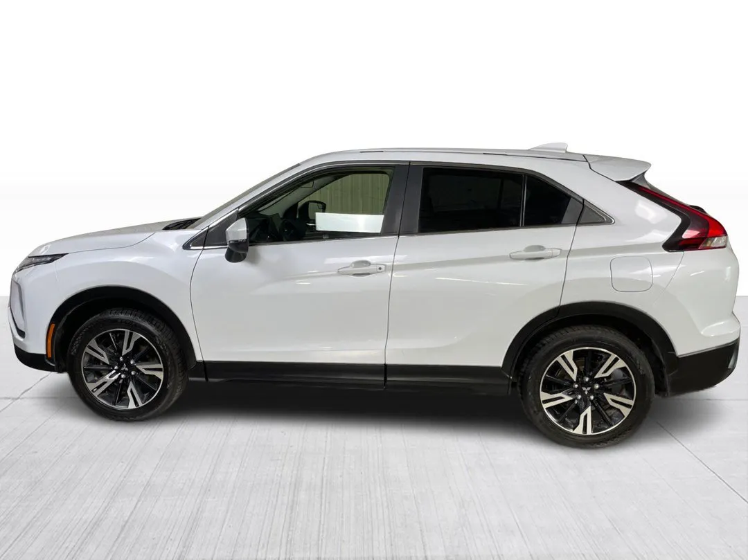 2024 Mitsubishi Eclipse Cross — photo 8