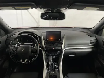 2022 Mitsubishi Eclipse Cross - image 4